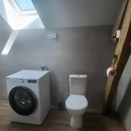 La Petite Ecurie *